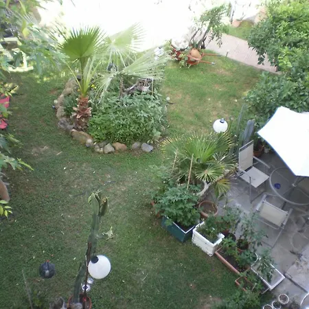 Rosa Agia Paraskevi (Kassandra)