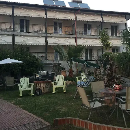 Rosa * Agia Paraskevi (Kassandra)