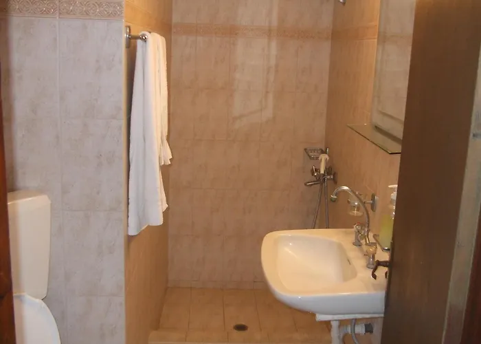 Rosa Apartman Ajía Paraszkeví