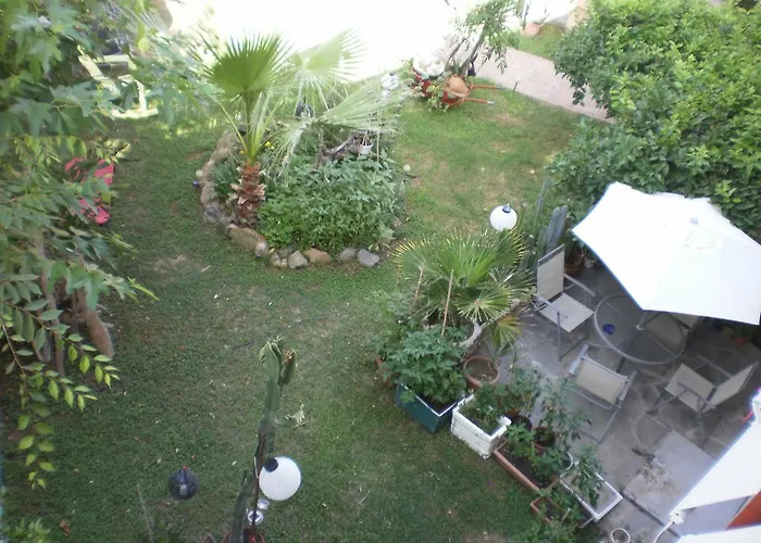 Rosa Ajía Paraszkeví