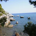 Rosa Agia Paraskevi (Kassandra)